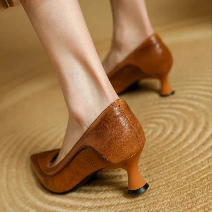 Paloma | Women's Pointed Toe Kitten Heel Pumps Slip On Mid Heel