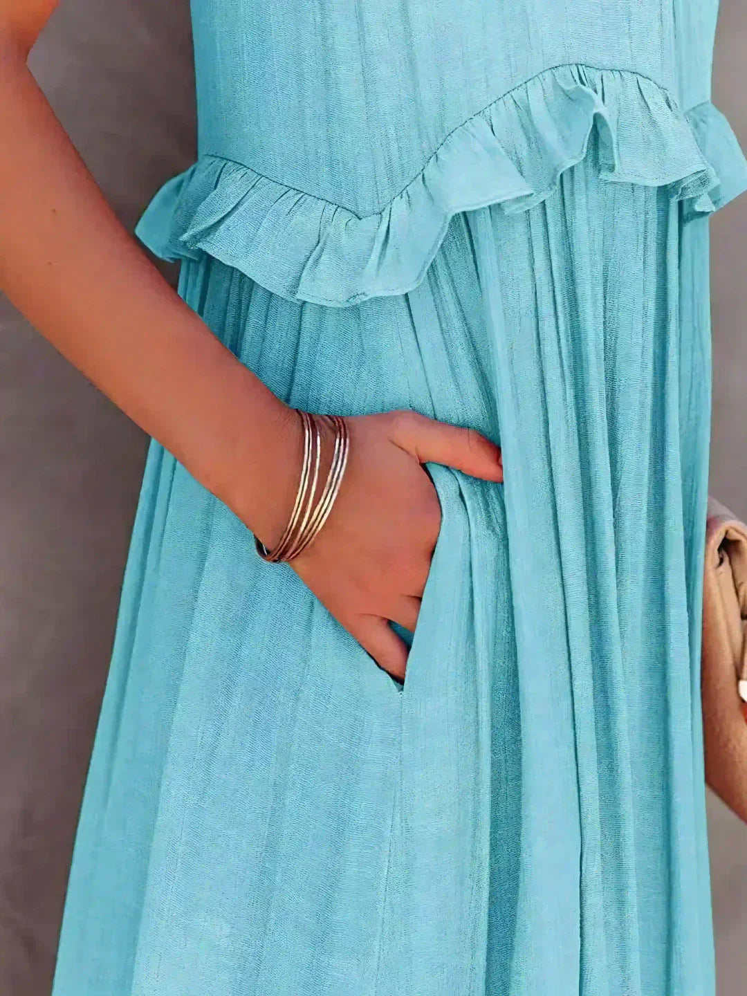 Courtney™ | Elegant Sleeveless Dress with Ruffles